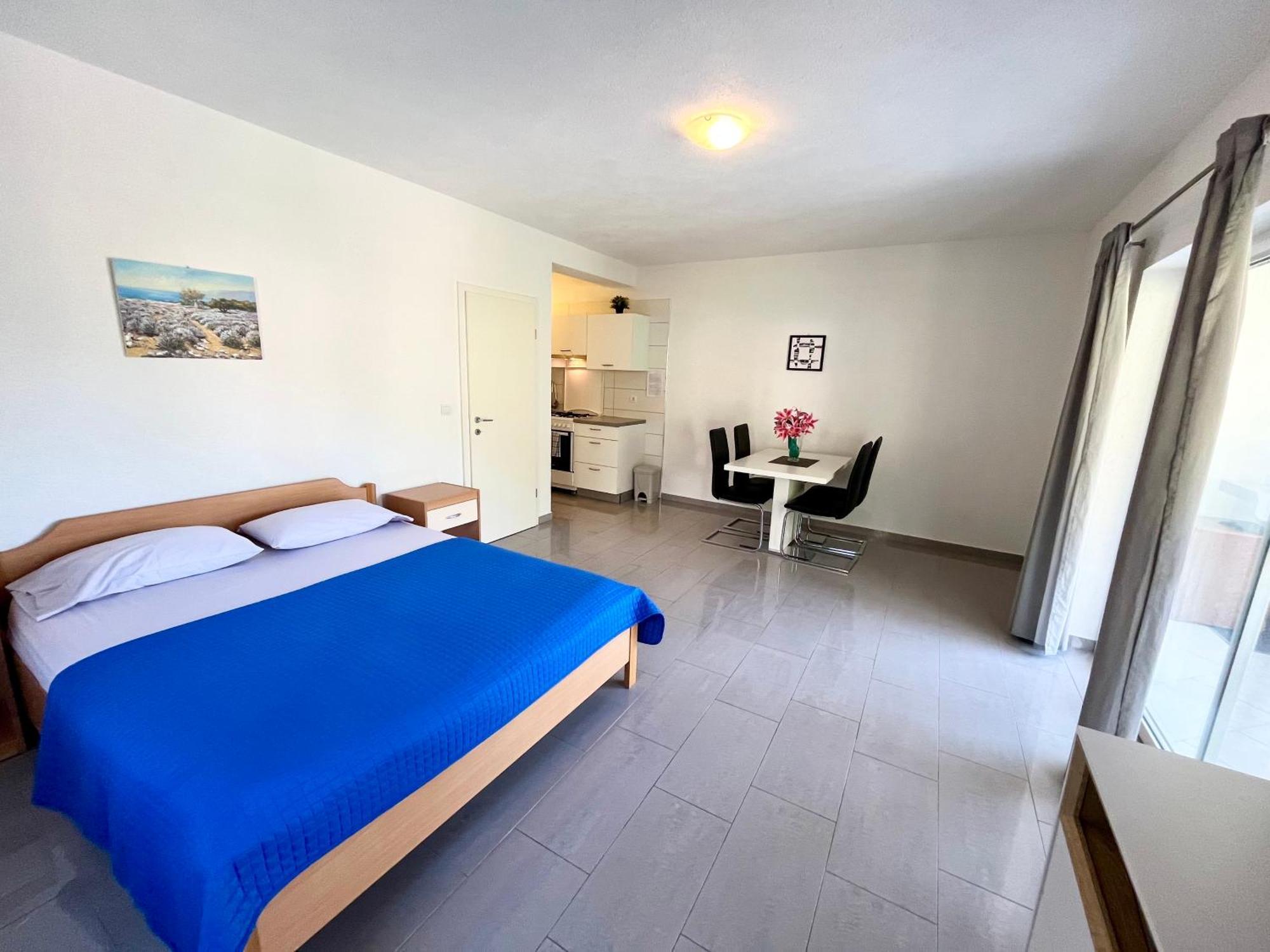 Paradise Apartments - Robinson Getaway Gdinj Dış mekan fotoğraf