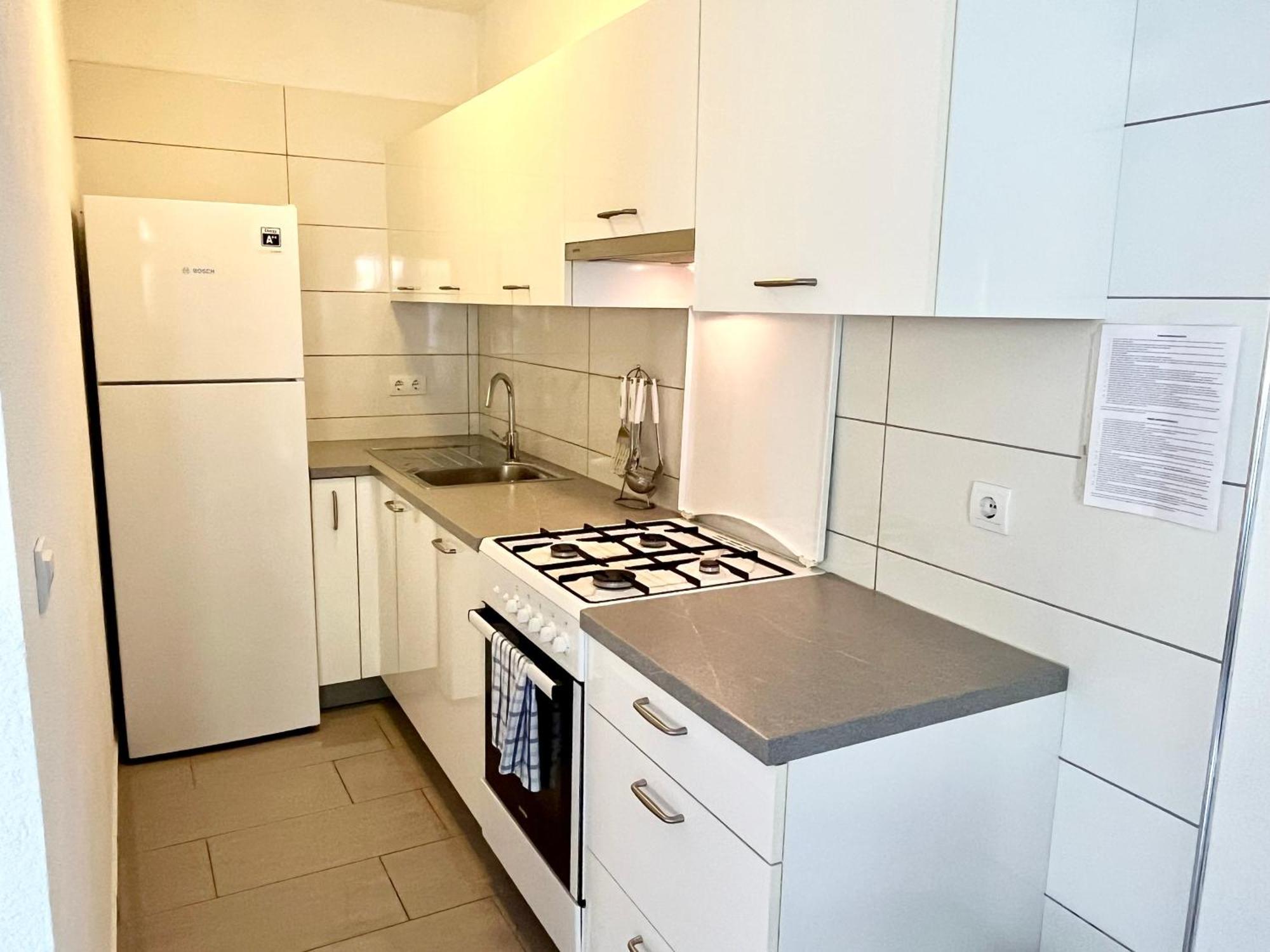 Paradise Apartments - Robinson Getaway Gdinj Dış mekan fotoğraf