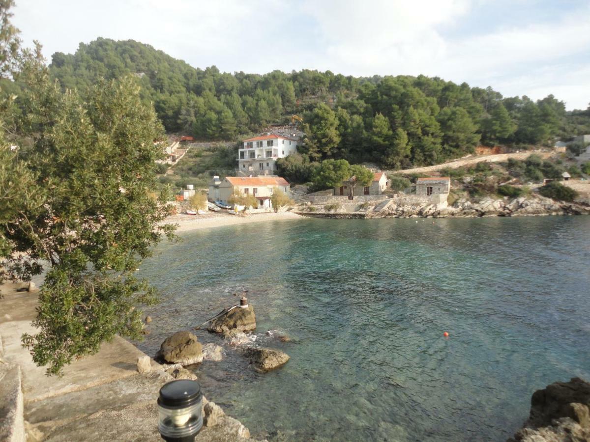 Paradise Apartments - Robinson Getaway Gdinj Dış mekan fotoğraf