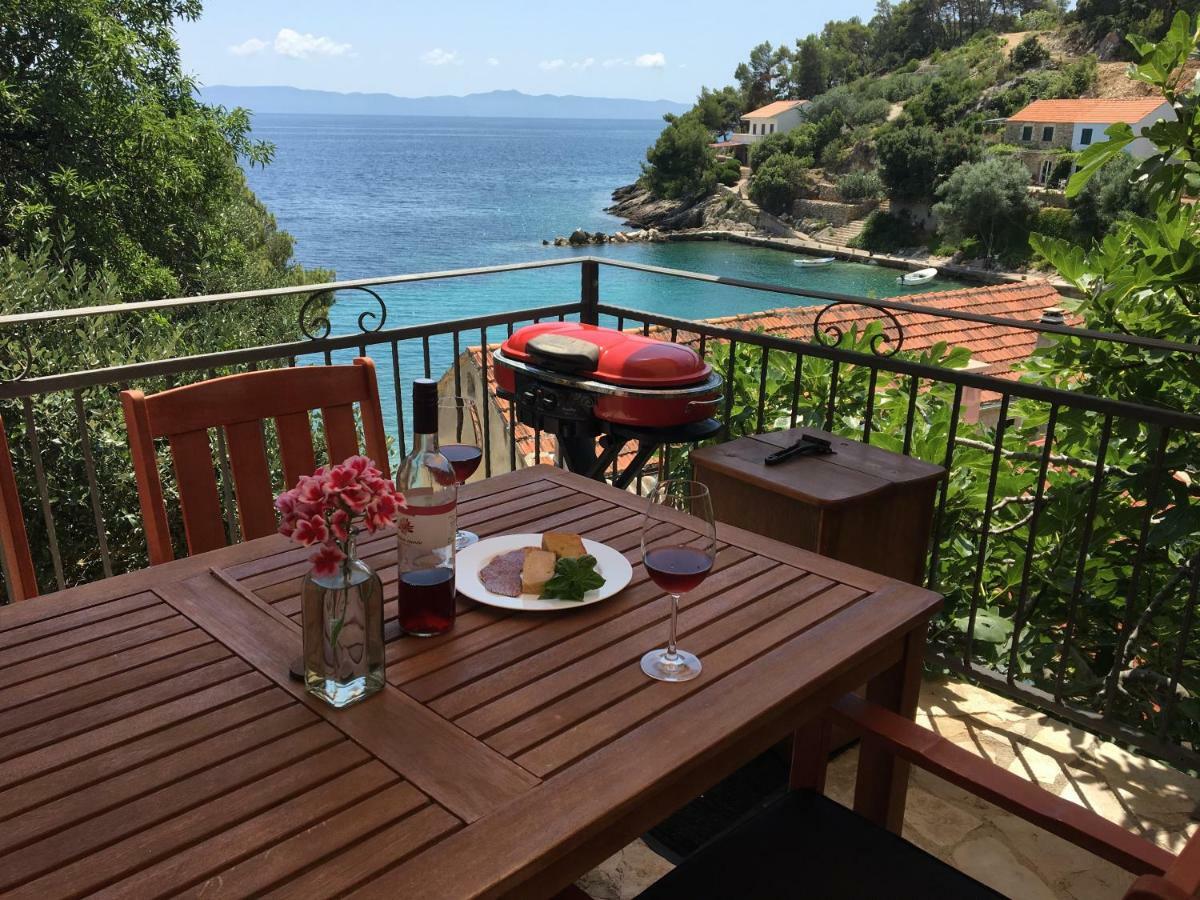 Paradise Apartments - Robinson Getaway Gdinj Dış mekan fotoğraf