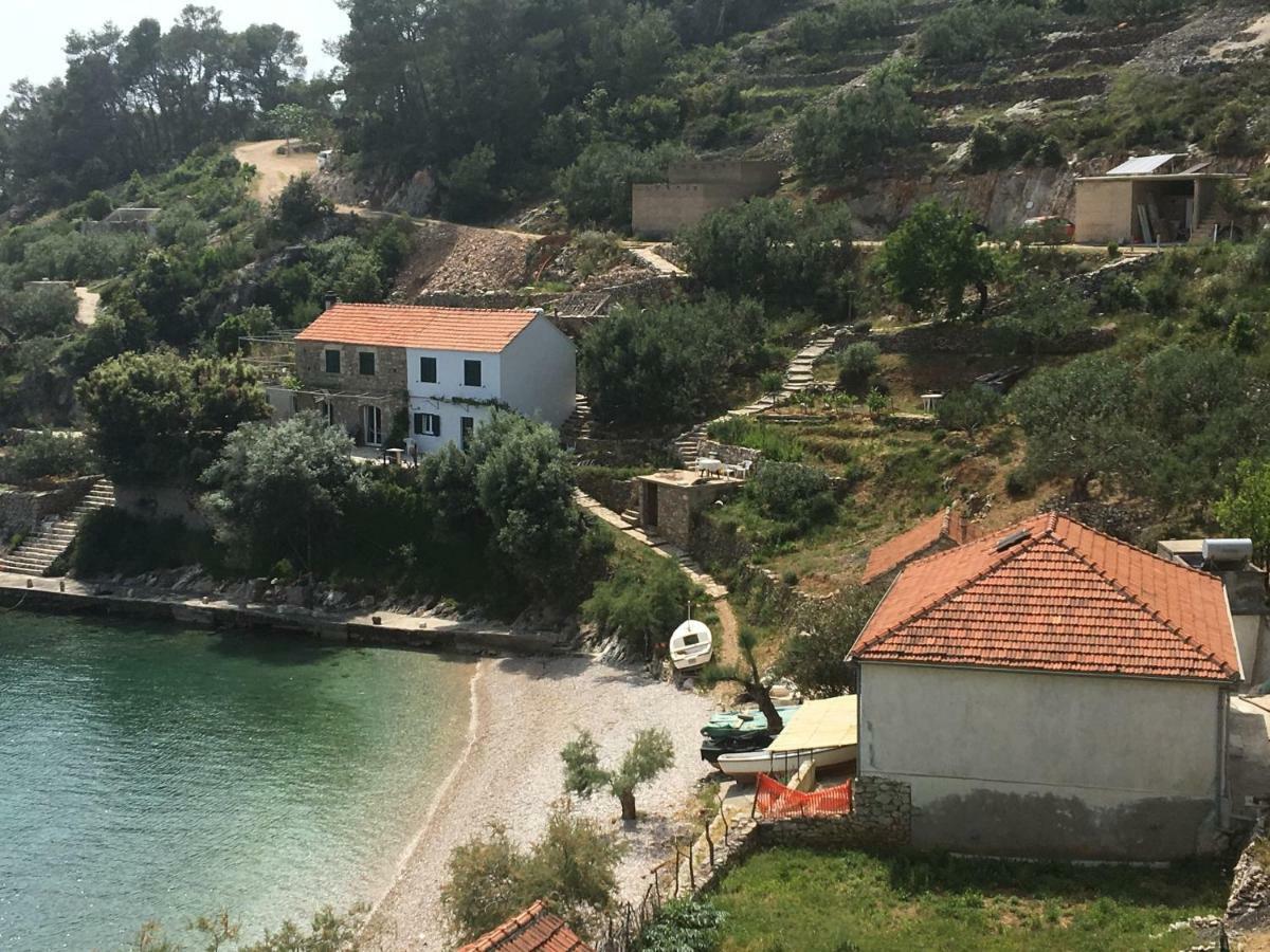 Paradise Apartments - Robinson Getaway Gdinj Dış mekan fotoğraf